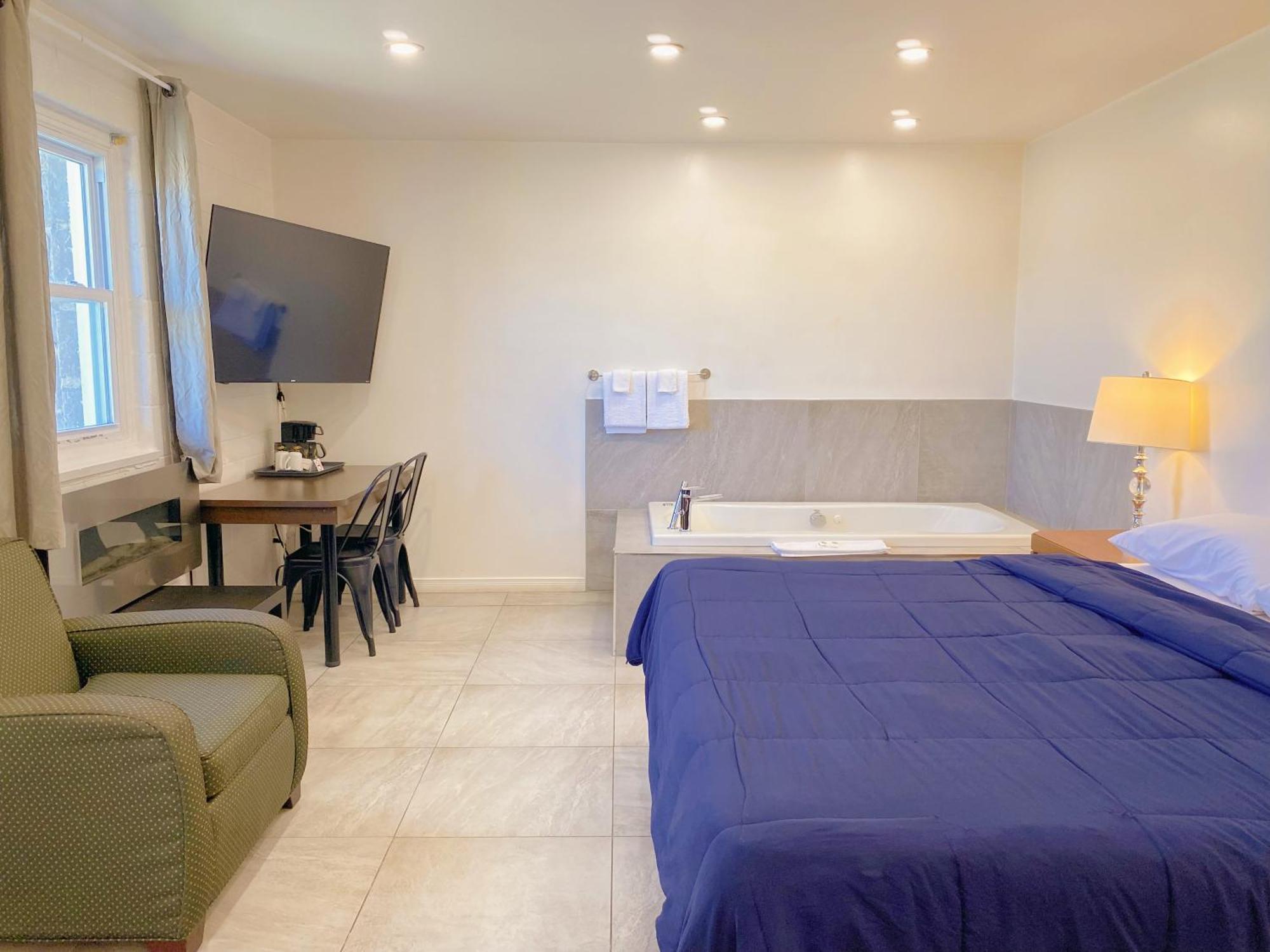 Motel Grande Ile Салаберри-де-Валлифилд Экстерьер фото